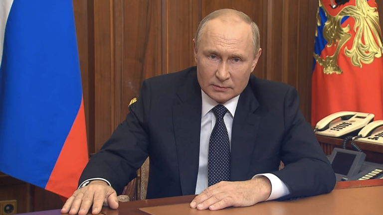 Vladimir Poutine place Washington devant un dilemme: assumer jusqu’à l’escalade nucléaire qu’on est en guerre contre la Russie? Ou bien opérer un recul stratégique peu glorieux?