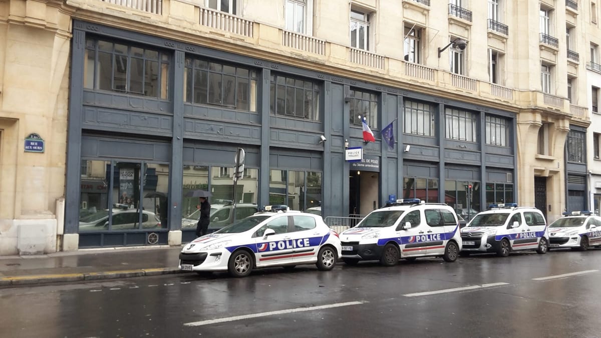Grogne des policiers : « problème sécuritaire », ou crise de régime ? par Modeste Schwartz