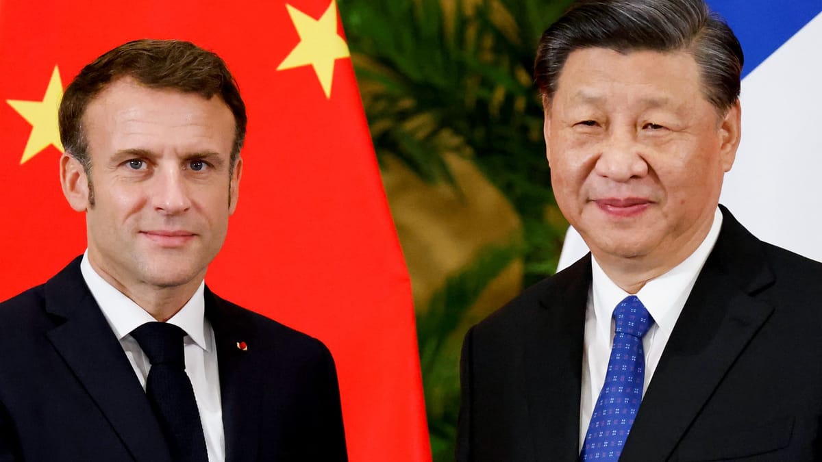 Briefing: la com’ pathétique de l’Elysée pour faire croire qu’Emmanuel Macron joue encore un rôle international