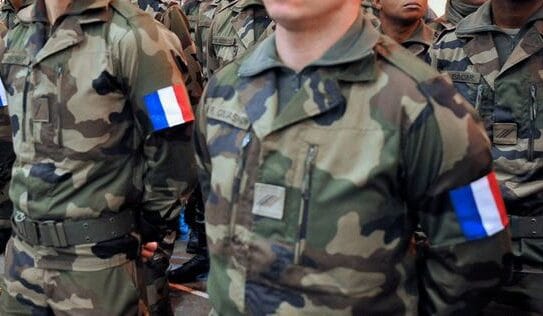 Loi de programmation militaire : les Français, futures cibles du gouvernement en cas de conflit ? par Jean-Frédéric Poisson