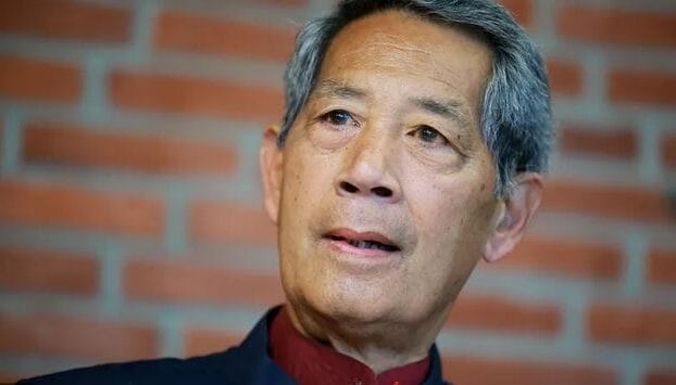 Allemagne : le Professeur Sucharit Bhakdi, accusé d’anti-covidisme et d’antisémitisme