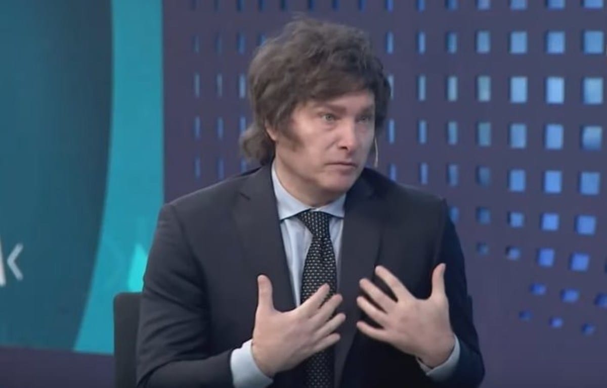 Supprimer 32 ministères, une solution à l’Argentine