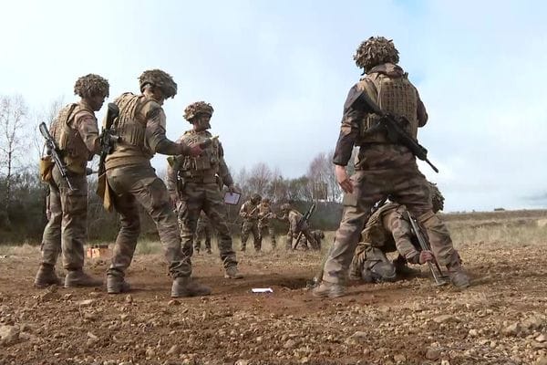 La Légion étrangère s’entraîne-t-elle en vue d’une intervention en Ukraine?