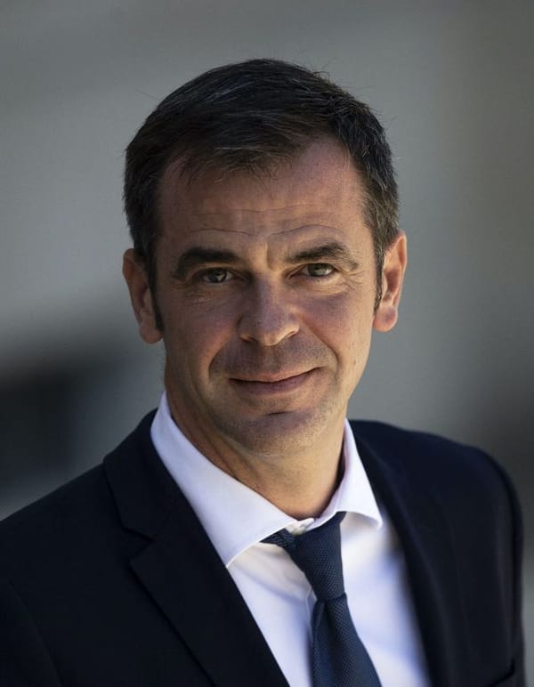 Obligation vaccinale: une pénurie de soignants source de grande désorganisation dans les hôpitaux