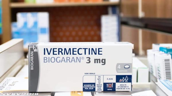 Big Pharma fait-il pression sur l’OMS pour freiner les traitements contre le COVID ?