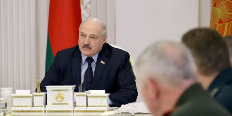 Opération militaire spéciale: Loukachenko s’est retrouvé dans une situation désespérée, par Elena Sinyavskaïa