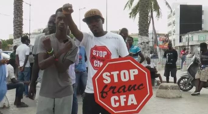 Le Mali veut quitter le franc CFA : chiche ? par Yves-Marie Adeline